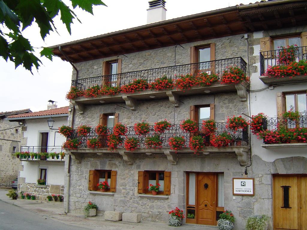 Отель Casa Rural Martxoenea Landetxea Арруасу Экстерьер фото
