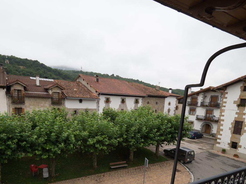 Отель Casa Rural Martxoenea Landetxea Арруасу Экстерьер фото